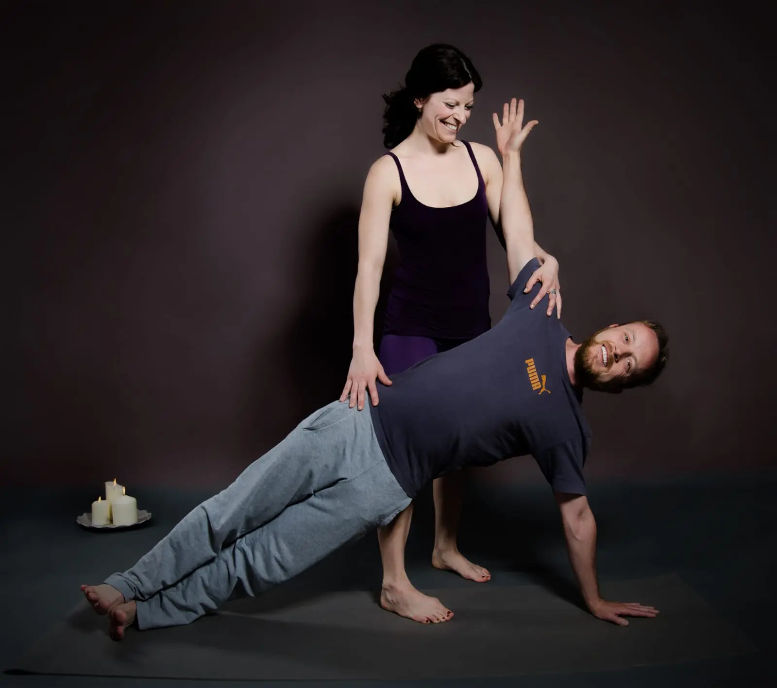 Anke begleitet eine persönliche Yogapraxis